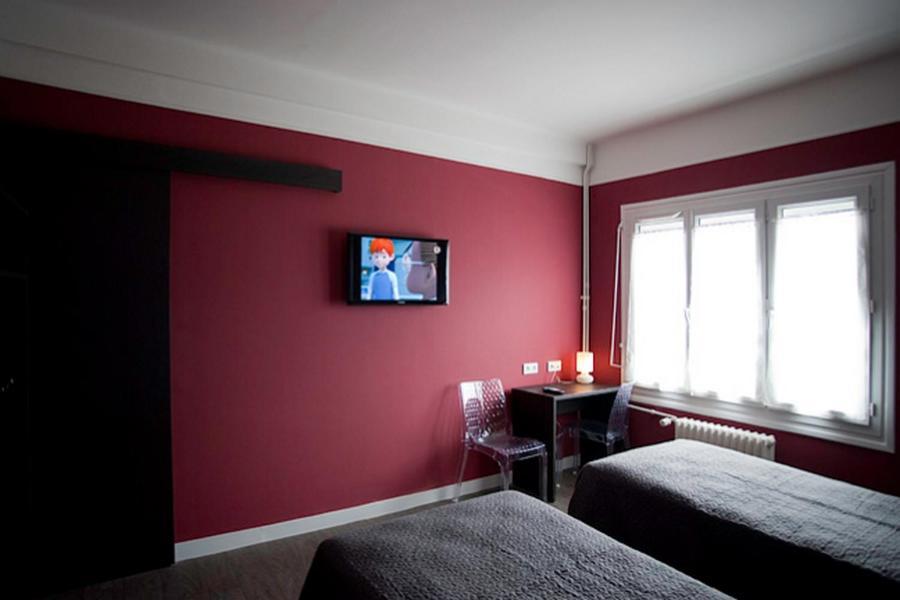 Logis Le Chêne Doré La Loupe Quarto foto